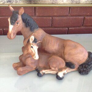 Vintage Universal Statuary Corp  Horse Statue Mare with Colt